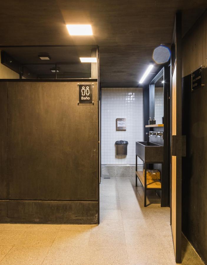 Hostal Faz *